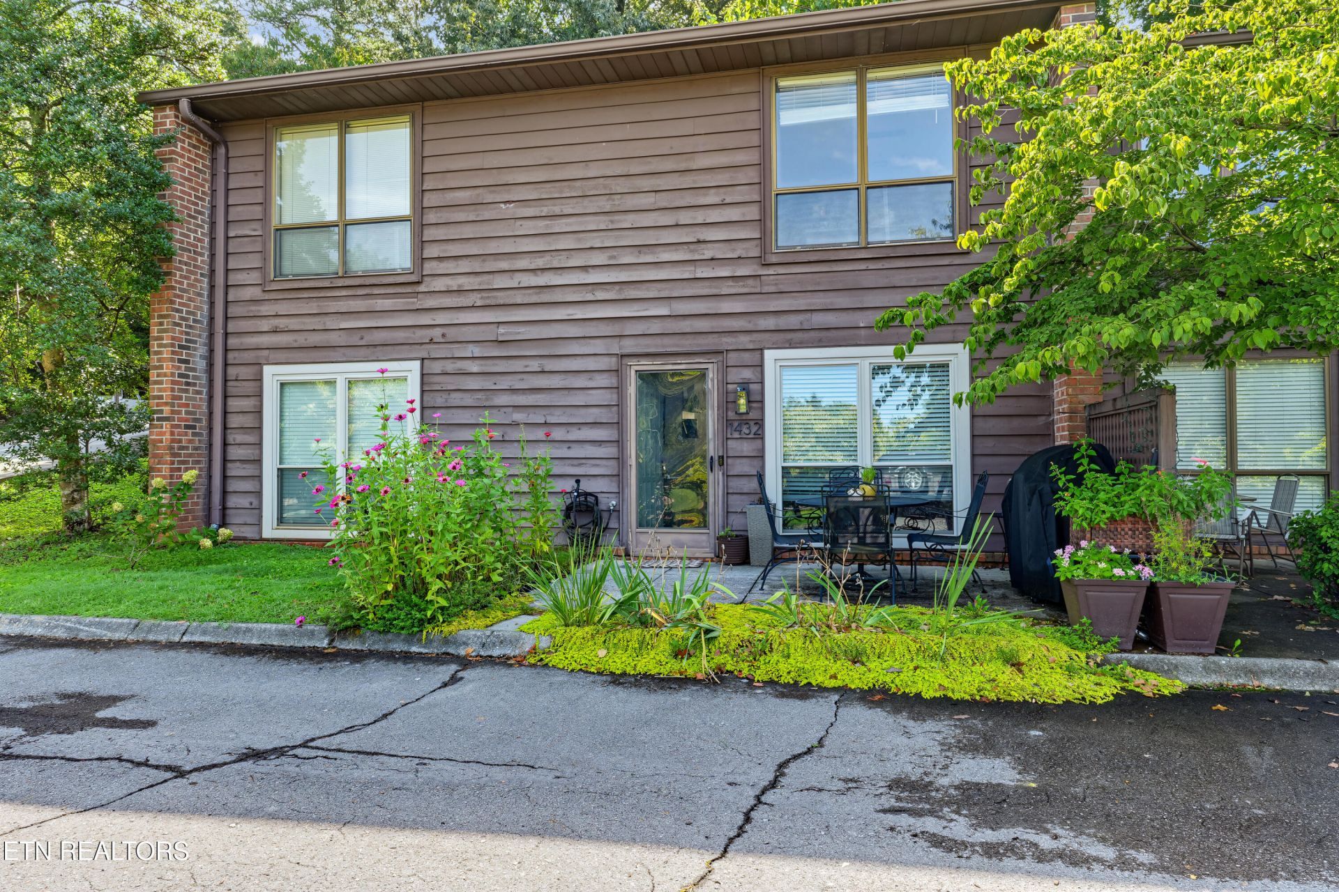 1432 Montvale Station Rd, Maryville, TN 37803 Main Photo