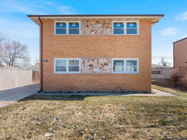 7653 S Roberts Road , Unit 2W, Bridgeview, IL 60455
