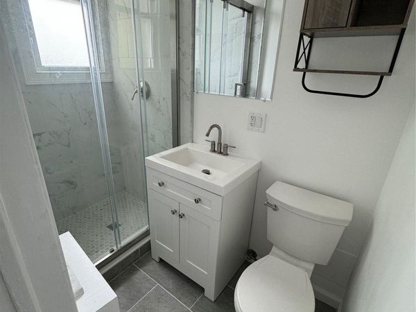 72-27 68th Street , Glendale, NY 11385