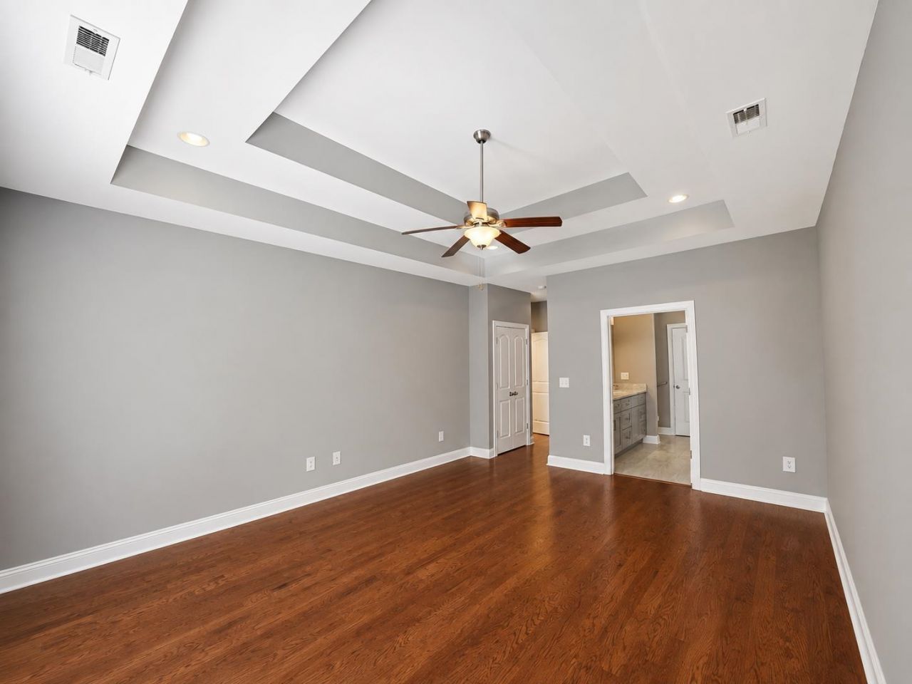 9181 Abingdon Dr. Photo 11
