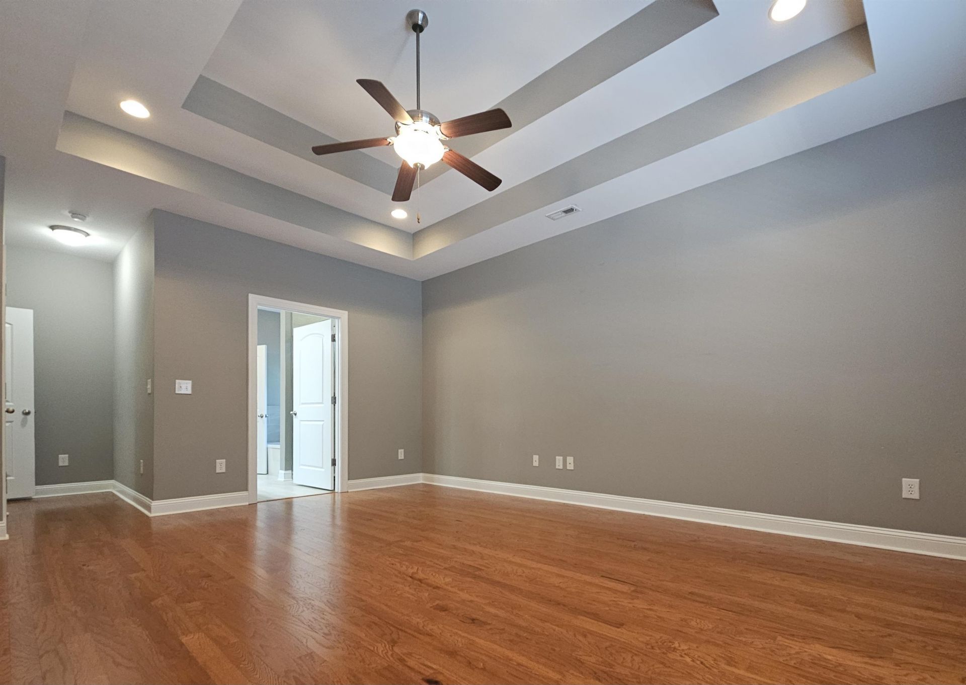 9181 Abingdon Dr. Photo 12