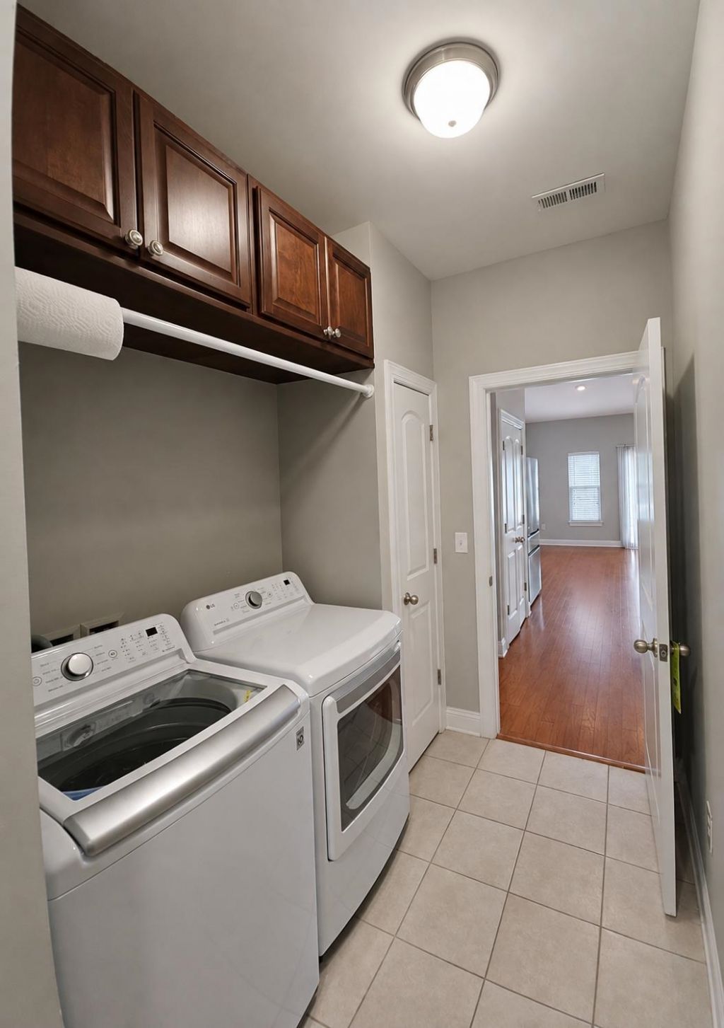 9181 Abingdon Dr. Photo 24
