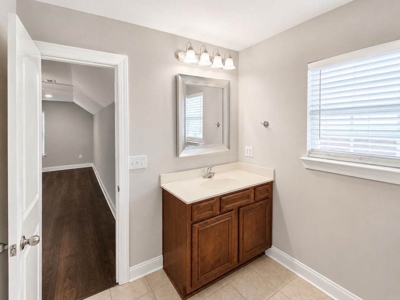 9181 Abingdon Dr. Photo 30