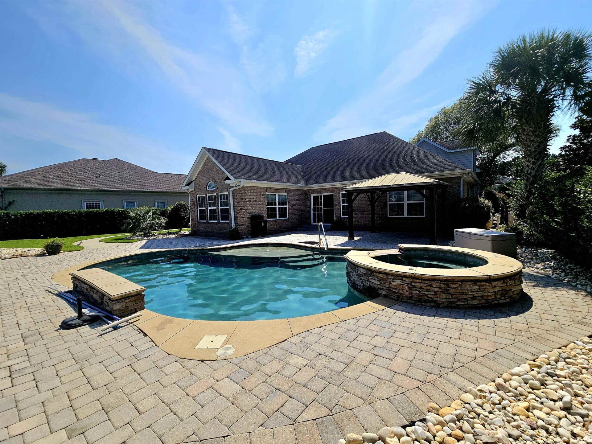 9181 Abingdon Dr. Photo 41