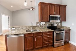 9181 Abingdon Dr. photo 4