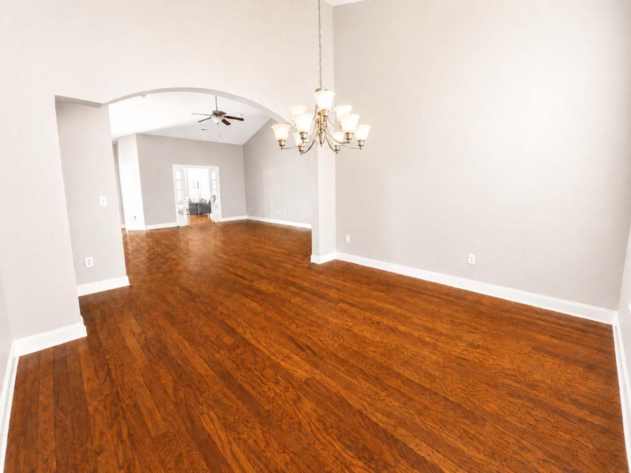 9181 Abingdon Dr. Photo 6