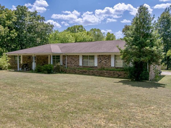 50 Tamara Street , Bates, AR 72501
