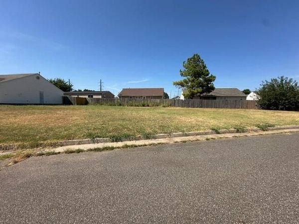 SE 87th Street, Unit common are, Oklahoma City, OK 73135