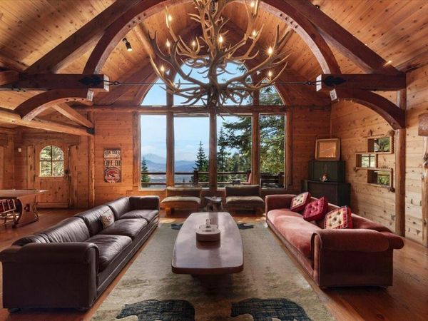 480 Mount Ashland Ski Road, Ashland, OR 97520