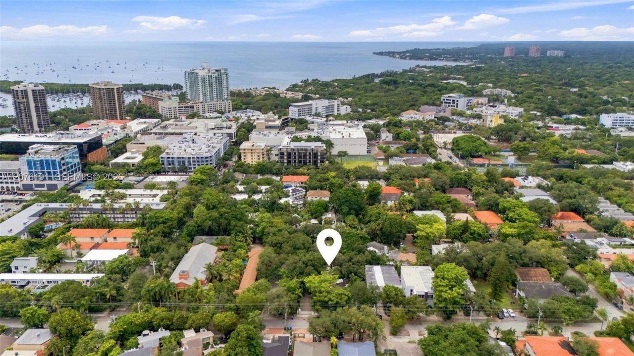 3024 Day Ave , Unit 3024, Miami, FL 33133 Photo