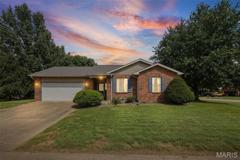 613 Jaime Lynn Court, Edwardsville, IL 62025 Main Photo