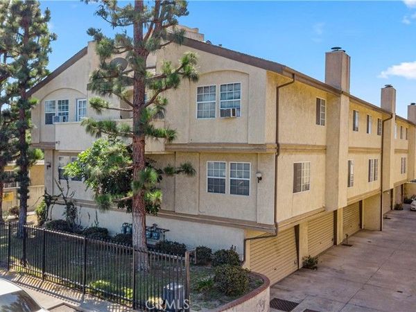 1040 252nd Street, Unit 4, Harbor City, CA 90710