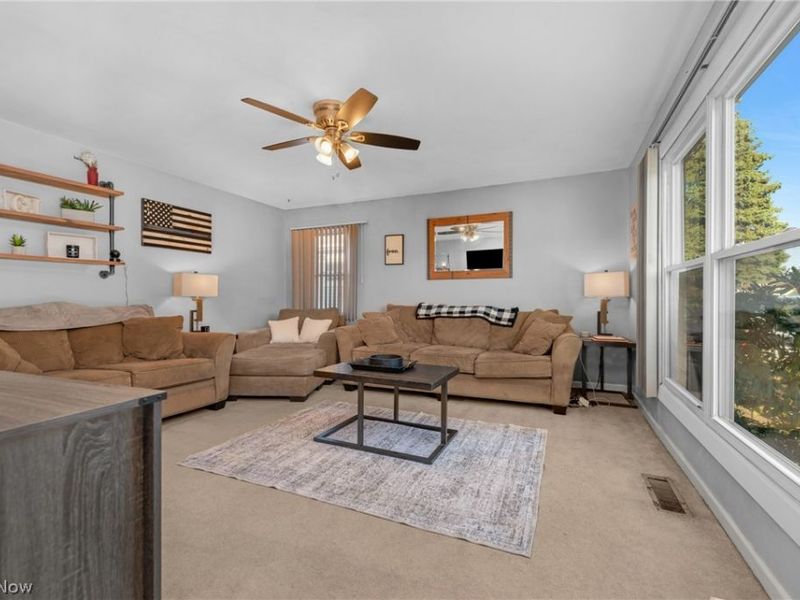 3014 Center Drive, Parma, OH 44134 Photo 6