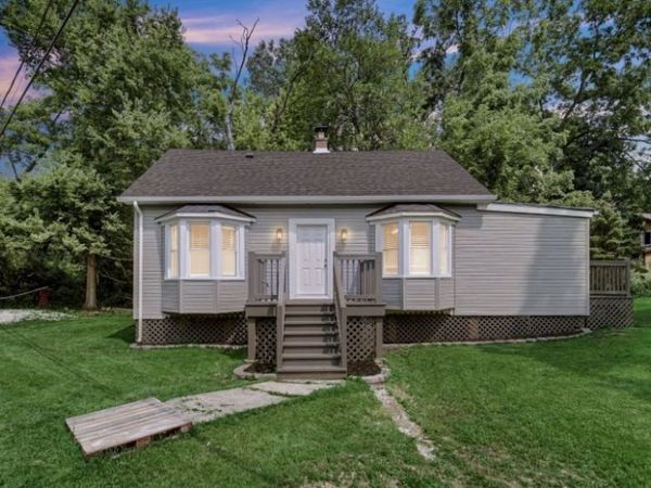 21738 W Oak Avenue , Lake Villa, IL 60046