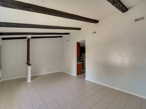 Main Photo