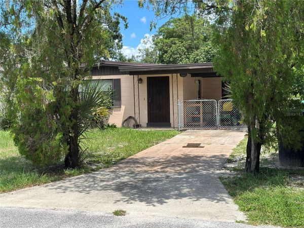 1301 W HAMILTON AVENUE , TAMPA, FL 33604