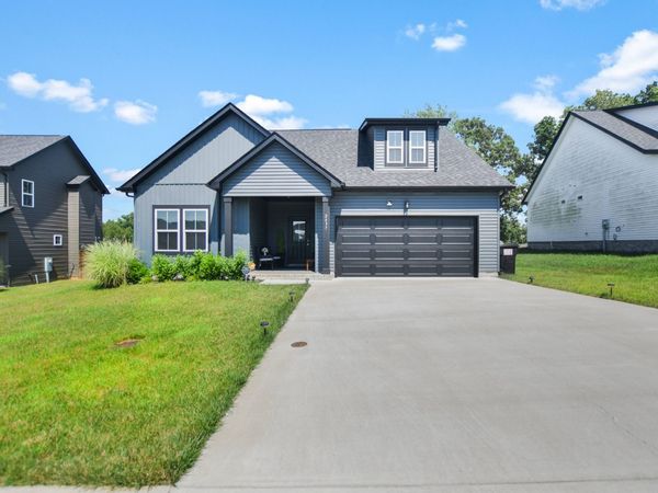 2437 Bucklin Drive, Clarksville, TN 37042