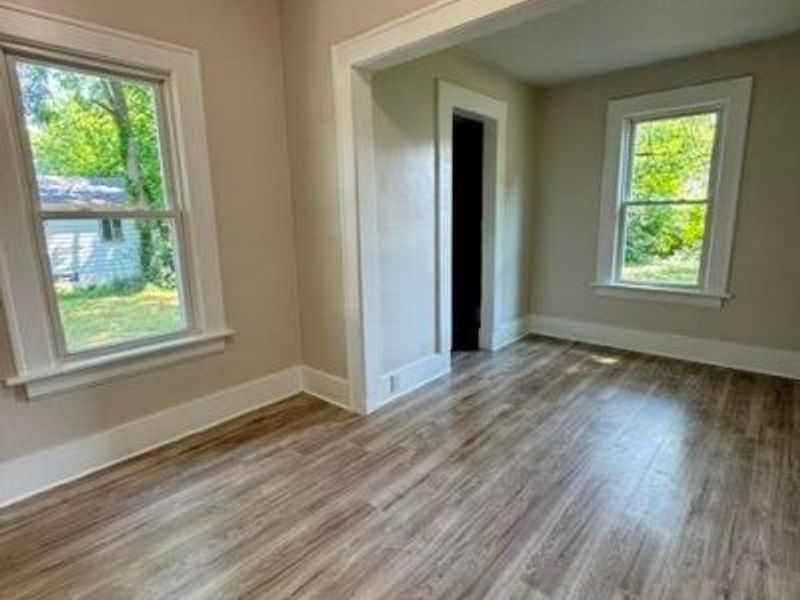 1079 Peerless Avenue, Akron, OH 44320 Photo 7