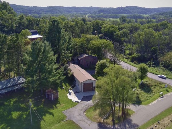 22445 COUNTY HWY SR, Richland Center, WI 53581