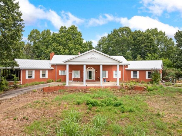 1047 NC 4055 , Western Grove, AR 72685