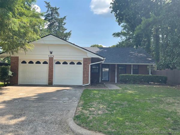 1626 Beverly Hills Street , Norman, OK 73072