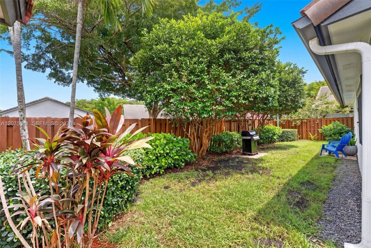 2116 Austin, Weston, FL 33326 Photo