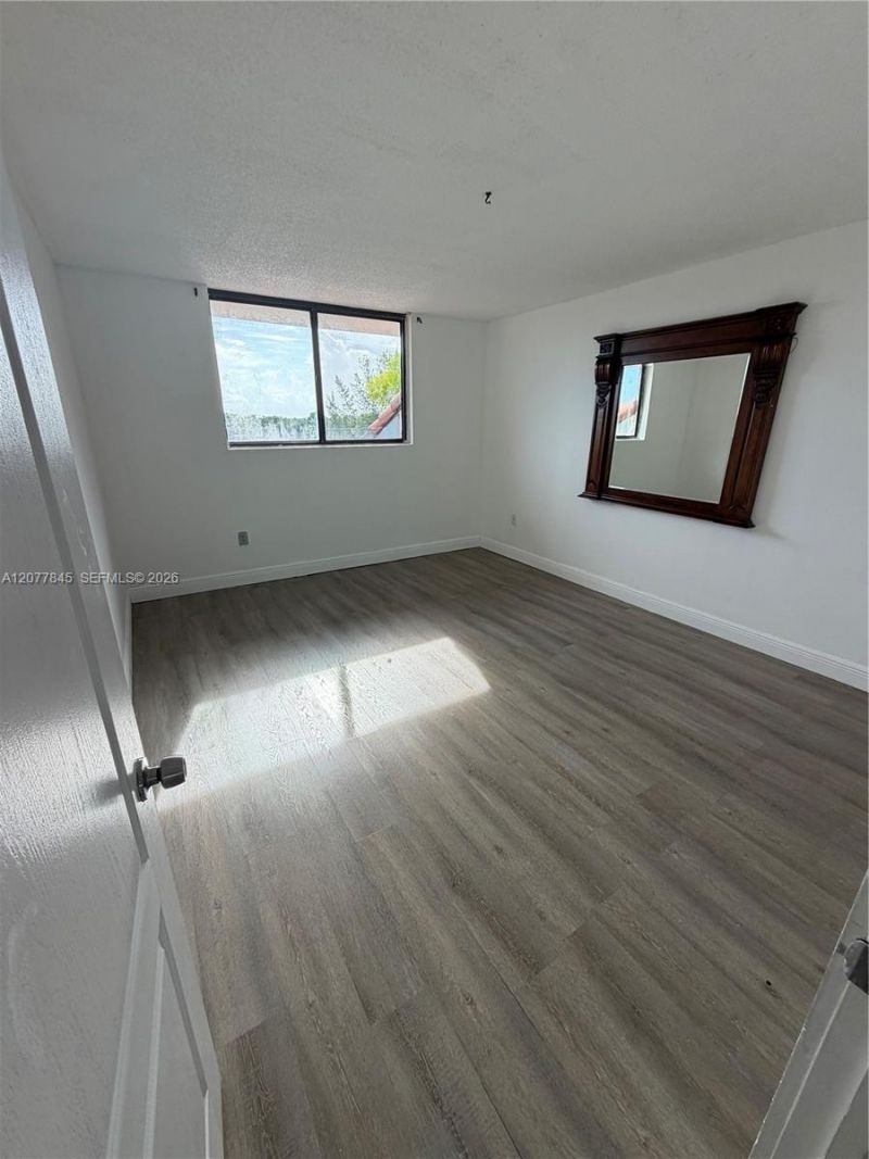 8335 SW 152nd Ave, Unit B412, Miami, FL 33193 Photo