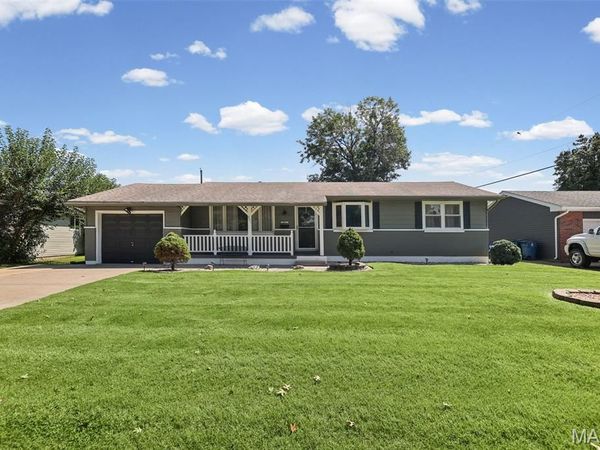 321 S Walnut Street, Bethalto, IL 62010