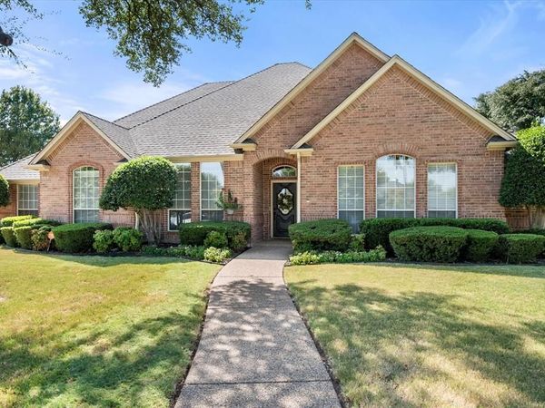 6 Inverness Court, Mansfield, TX 76063