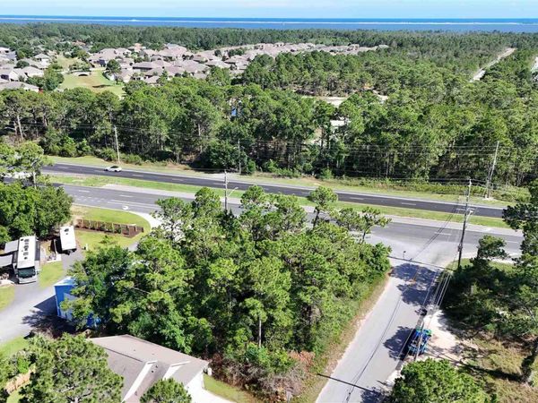 1800 America Ave, Gulf Breeze, FL 32563
