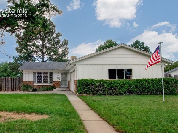 3615 Dundee Place, Colorado Springs, CO 80910