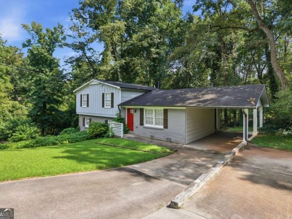 1633 Pine Glen Circle, Decatur, GA 30035