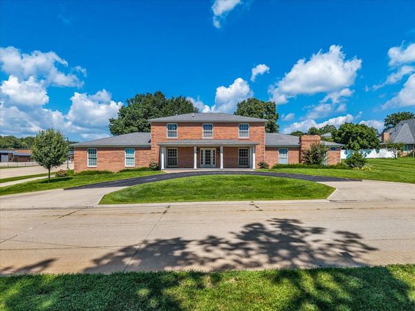217 W Frank Street , Geneseo, IL 61254