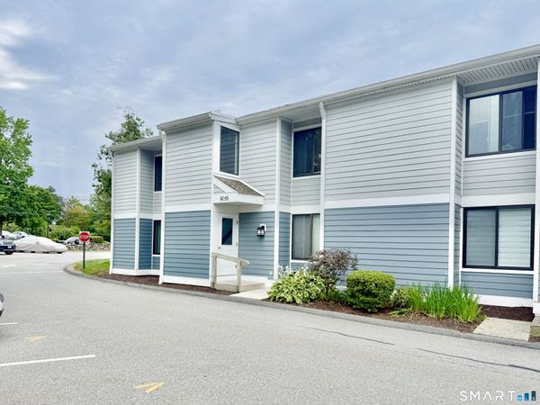 64 Olcott , Unit 64, Ridgefield, CT 06877