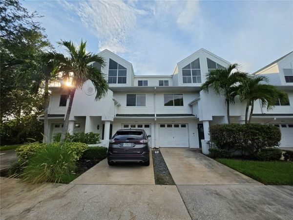9870 INDIAN KEY TRAIL , Unit 64, SEMINOLE, FL 33776
