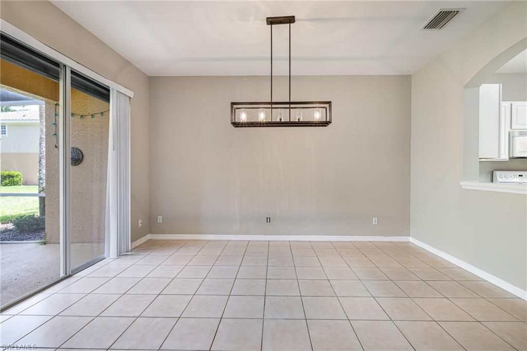 9812 Foxhall Way , Unit 5, Estero, FL 33928 Photo