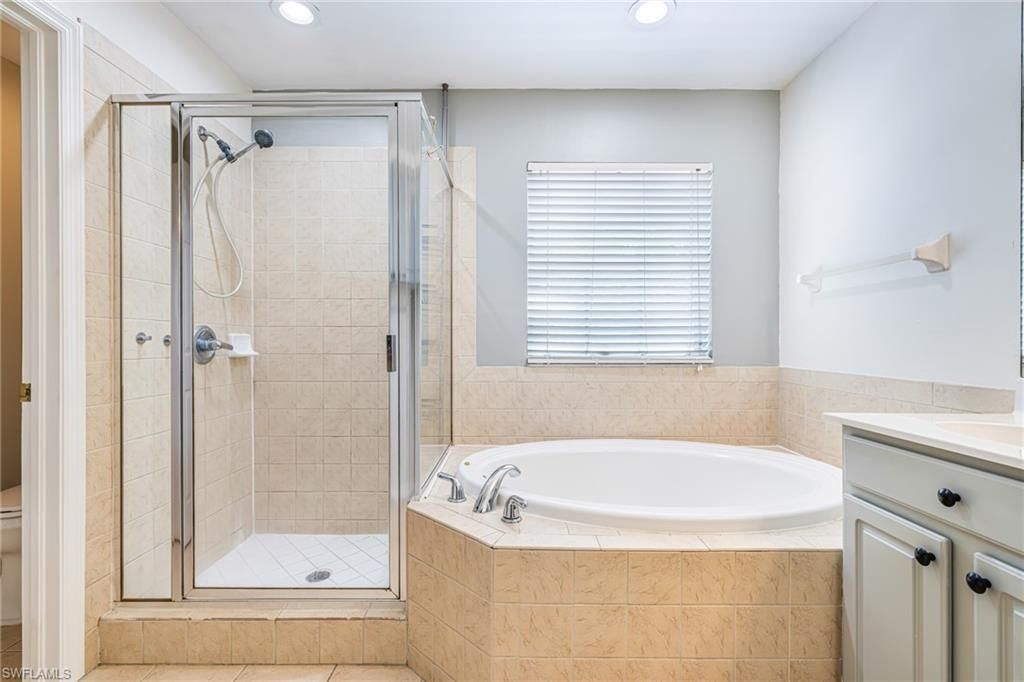 9812 Foxhall Way , Unit 5, Estero, FL 33928 Photo