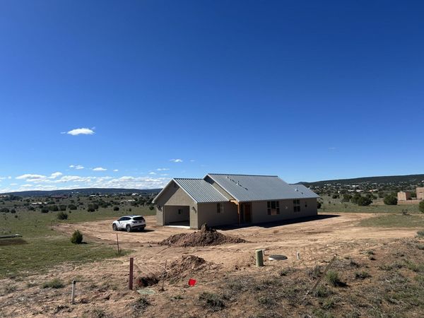 34 Rory Road, Edgewood, NM 87015