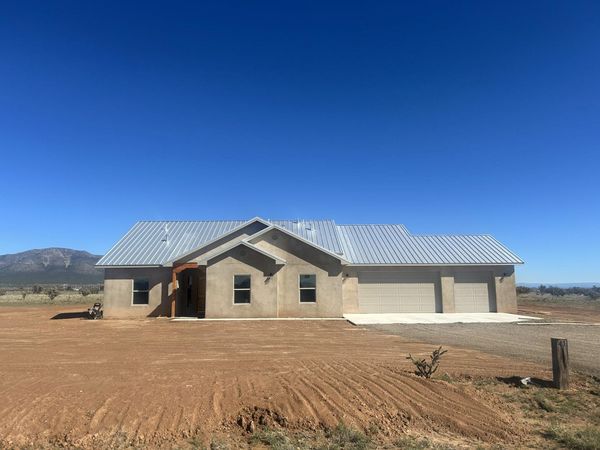 41 Rory Road, Edgewood, NM 87015
