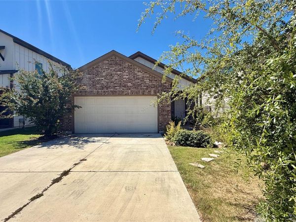 136 Nogalito WAY, Leander, TX 78641