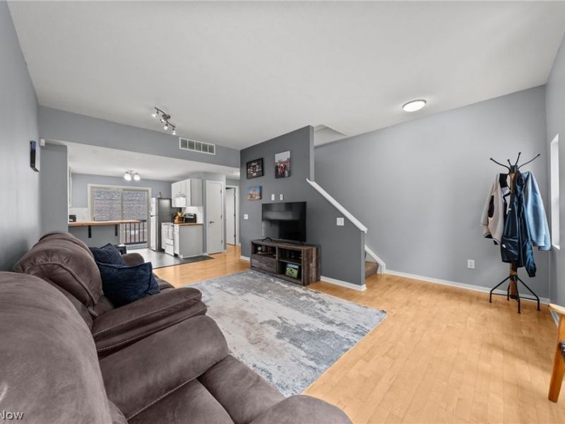 2055 E 36th Street, Cleveland, OH 44115 Photo 27