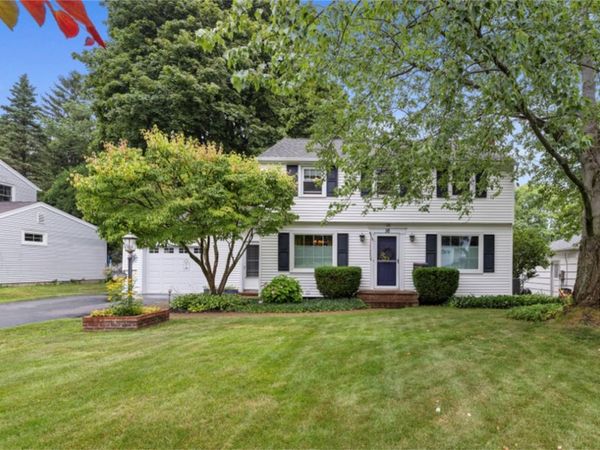 16 Oakcrest Drive , Rochester, NY 14617