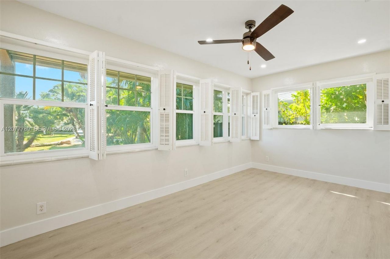 2725 NE 21st Ave, Fort Lauderdale, FL 33306 Photo