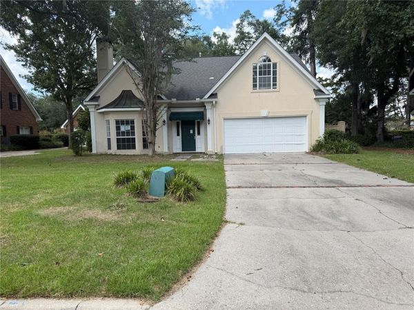 916 HILLCREST COURT , TALLAHASSEE, FL 32308