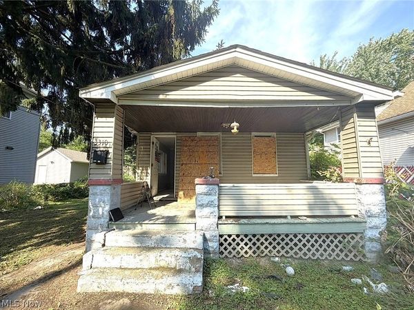 3310 W 54th Street , Cleveland, OH 44102