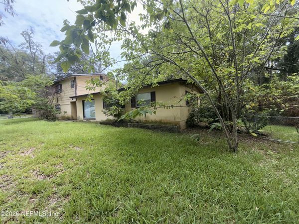 7952 DELAROCHE Drive, Jacksonville, FL 32210