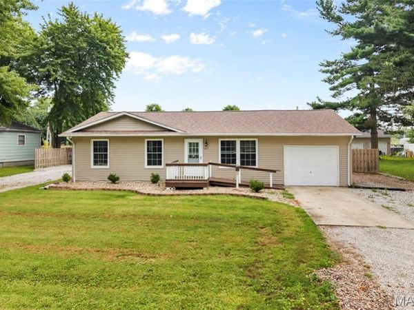 1405 Madison Street, Gillespie, IL 62033