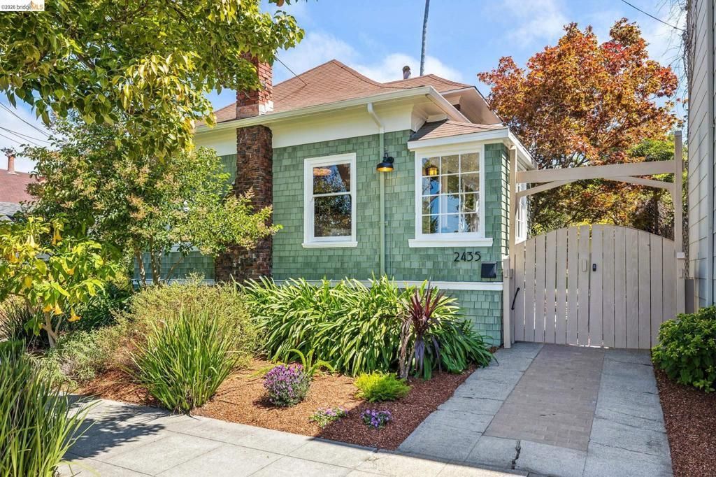 2435 Valley Street, Berkeley, CA 94702 Main Photo