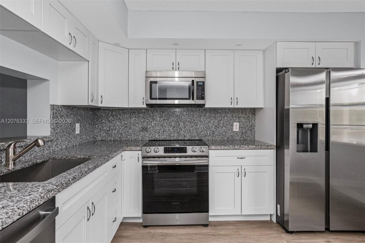901 SW 128th Ter, Unit 212A, Pembroke Pines, FL 33027 Photo