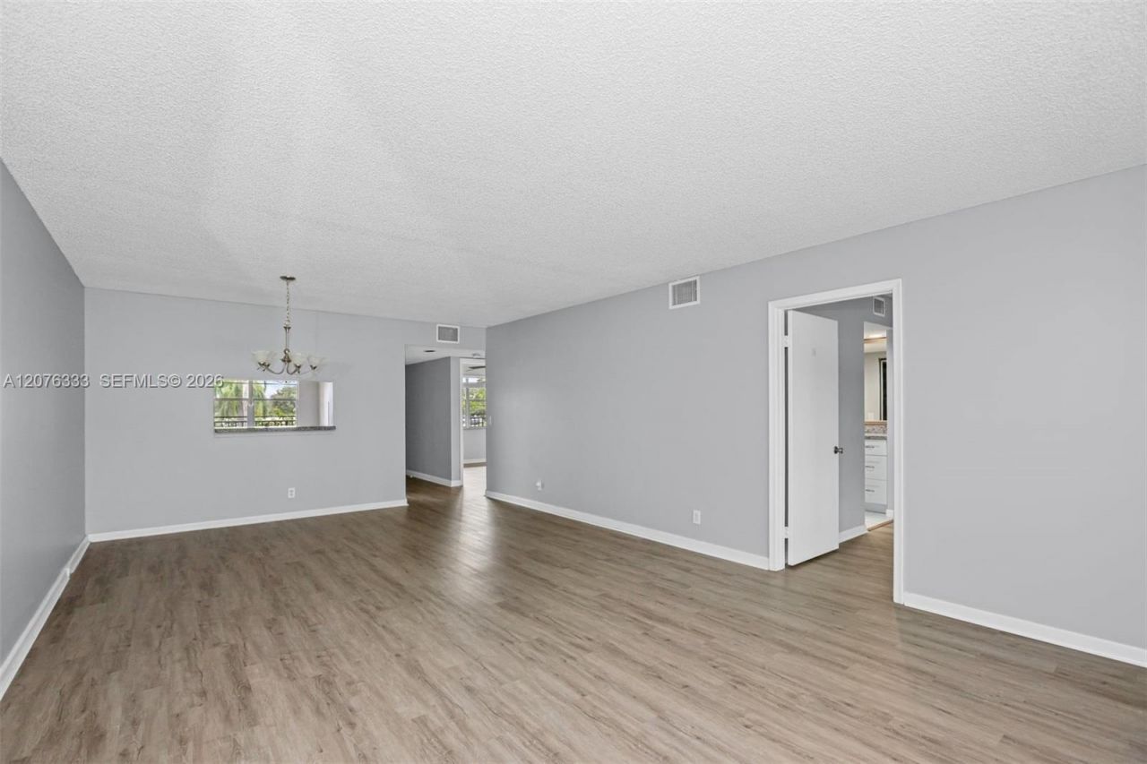 901 SW 128th Ter, Unit 212A, Pembroke Pines, FL 33027 Photo